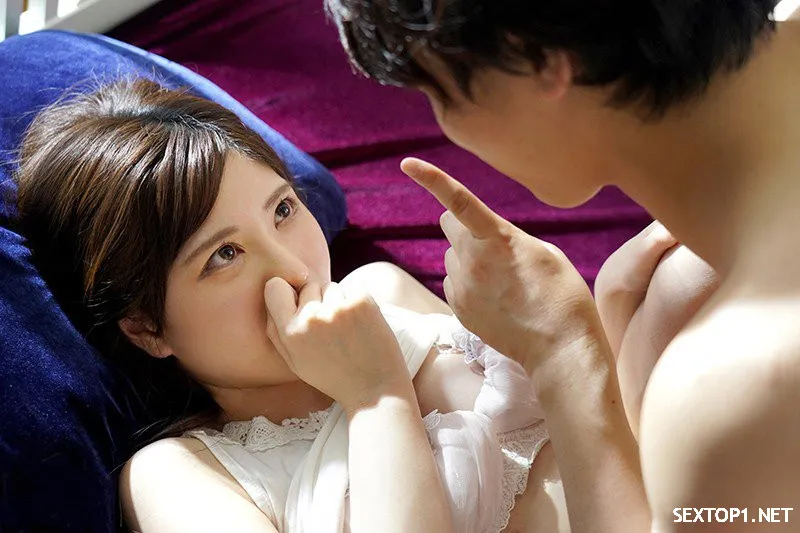 Dẫn bạn về nhà, bị bạn đụ luôn người vợ của mình