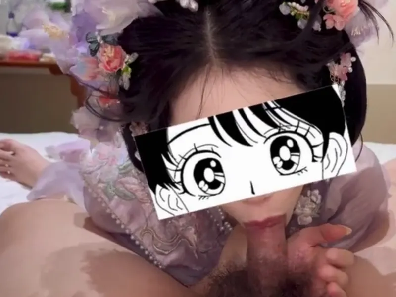 Gái xinh trong bộ đồ con mèo nhỏ liếm cục thịt cực đã